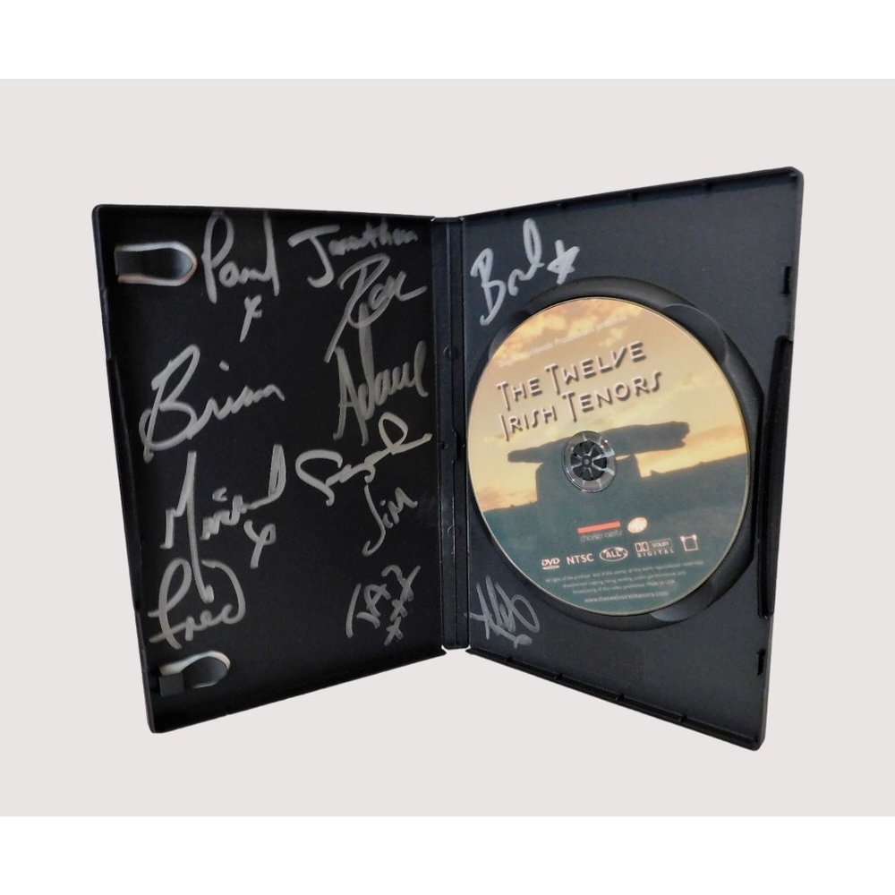 The Twelve Irish Tenors Concert DVD SIGNED Ireland Pop Opera Jazz Folk Songs - Picture 3 of 6